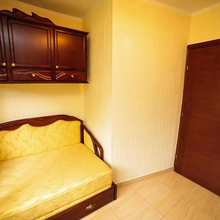 Villa Dolphin Apartments Petrovac Habitación foto